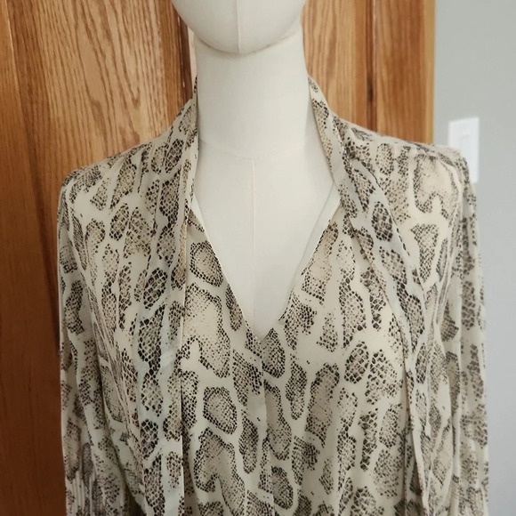 Anthropologies-Current Air Olivia Snake-Printed Flowy Midi Dress Size Medium - Picture 5 of 15